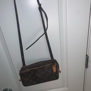 Authentic Louis Vuitton Crossbody